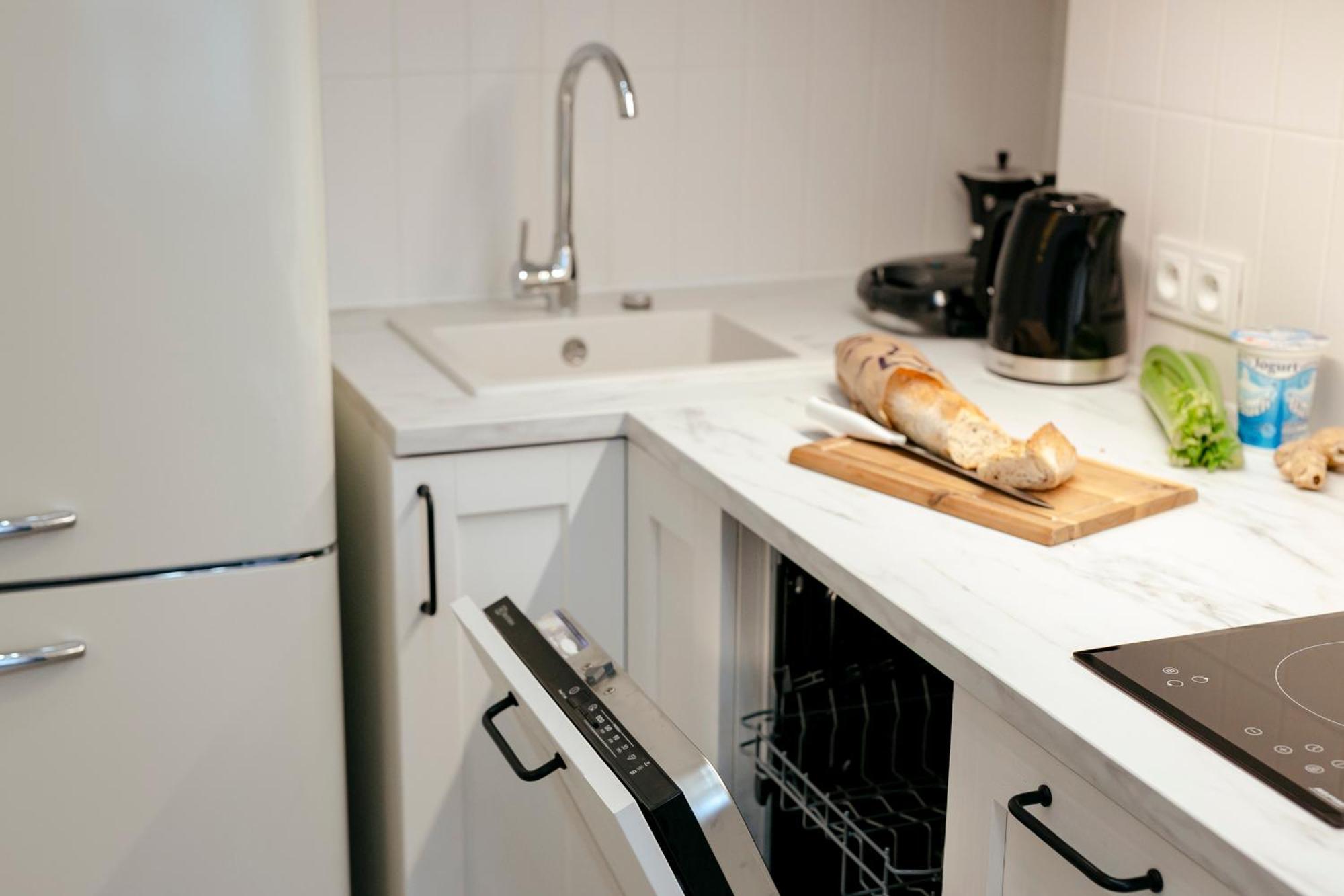 Pulawska 11 -Prywatny Apartament 4 Osobowy W Centrum Warszawy - Better Rental Warszawa Eksteriør billede