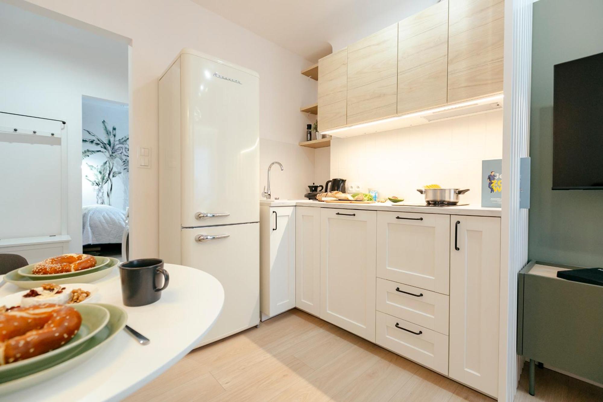Pulawska 11 -Prywatny Apartament 4 Osobowy W Centrum Warszawy - Better Rental Warszawa Eksteriør billede